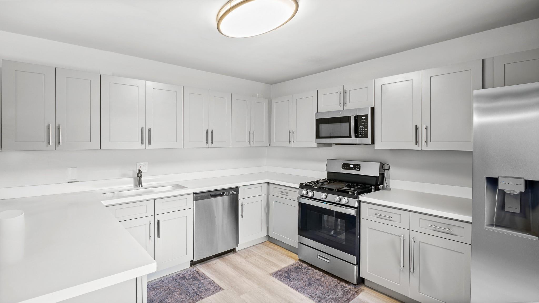 SEVEN SPRINGS 1 - Residential