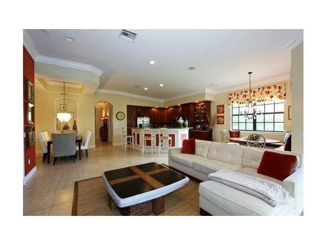 CASERAS - PARKLAND GOLF - Residential