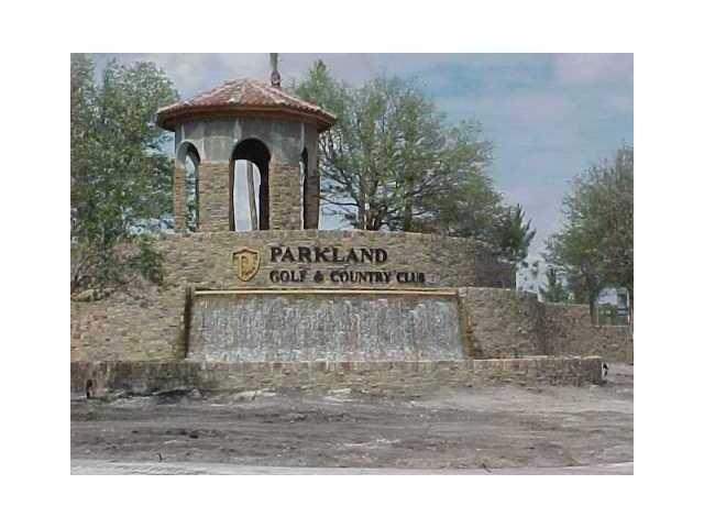 CASERAS - PARKLAND GOLF - Residential