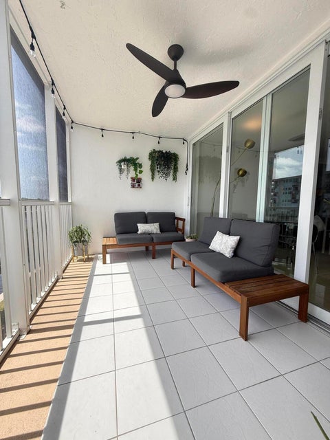 Tiny photo for 3180 NE 48th Court #406, Lighthouse Point, FL 33064 (MLS # B26054473)