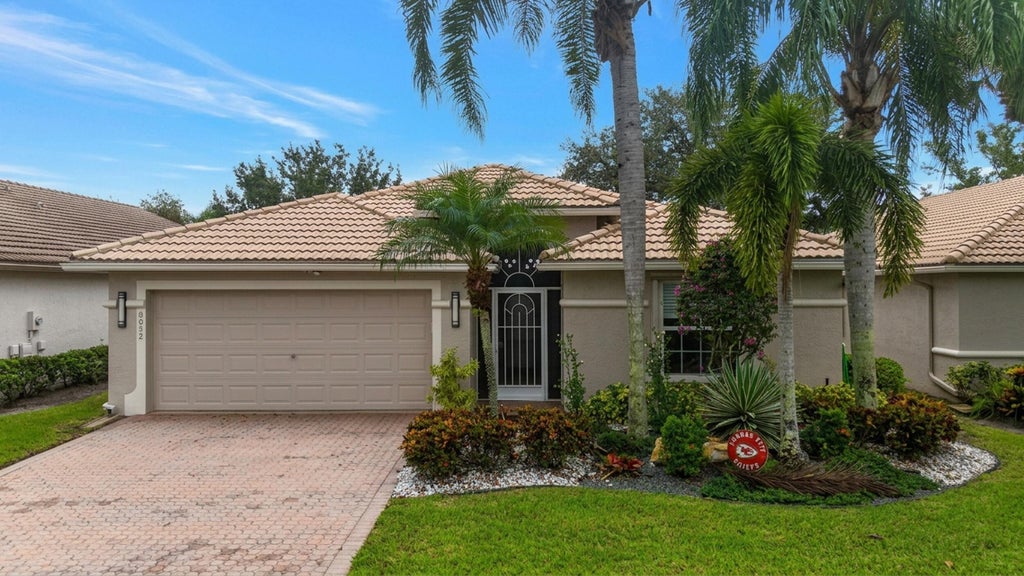 Photo of 8052 FLORENZA Drive, Boynton Beach, FL 33472 (MLS # B26089369)