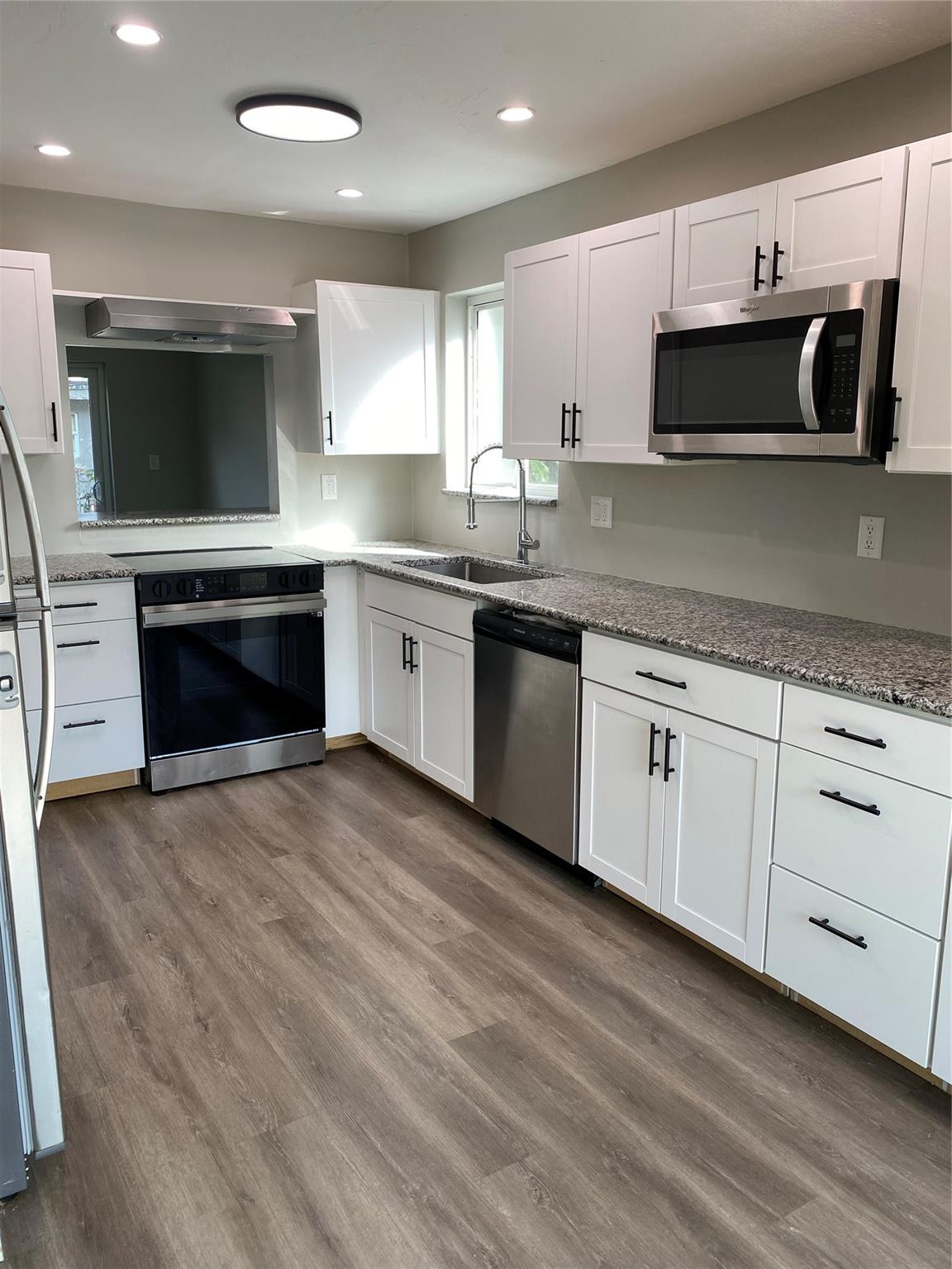 Beautiful Like New Townhome, Renovated in 2024 with Beautiful Kitchen & Baths, & New Vinyl Floors & New Stainless-Steel Appliances 2024, A/C 2023, Impact Windows & Doors, 2 Large Walk in Closets, Primary Bedroom with a Large Den, Office, Sitting Room, Makeup, and/or Dressing Area, Full Size Washer Dryer in Separate Laundry Room off the Patio, Nice Size Fenced Yard, Double Driveway. Good Credit + & NTN Credit Report REQUIRED, ( I PULL) and CLEAR Color photo ID & Proof of Sufficient Income, Pets Welcome with Pet Deposit, MUST HAVE 3 months up front deposit for 1st, Last, Security at time of signing the lease, Cleared deposits due BEFORE occupancy