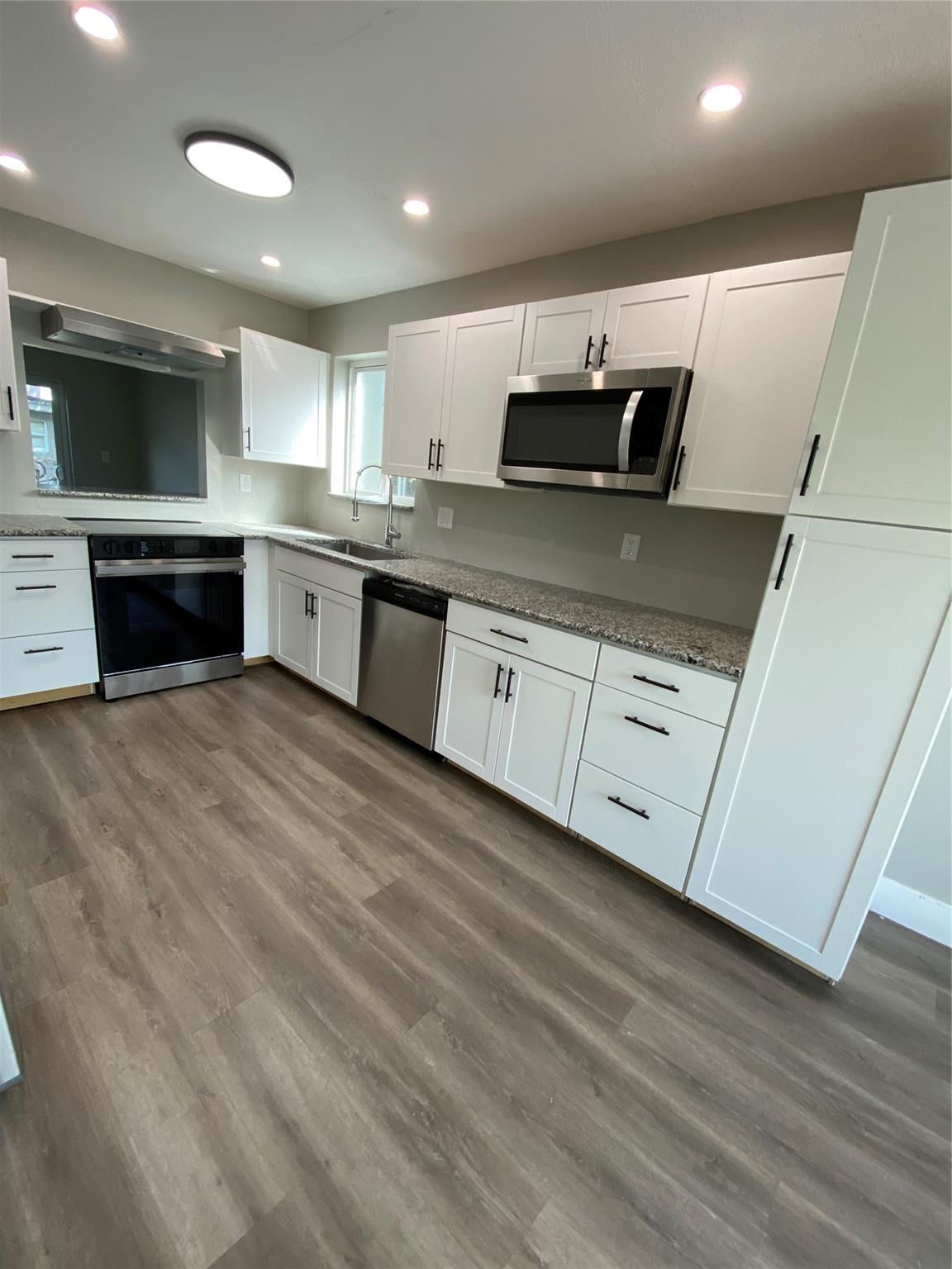 North Lauderdale Village - Residential Lease