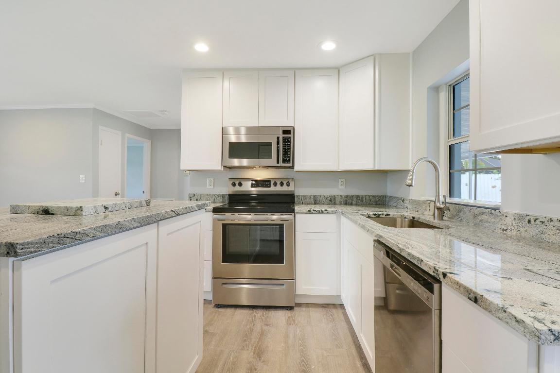 BEAU RIVAGE - Residential