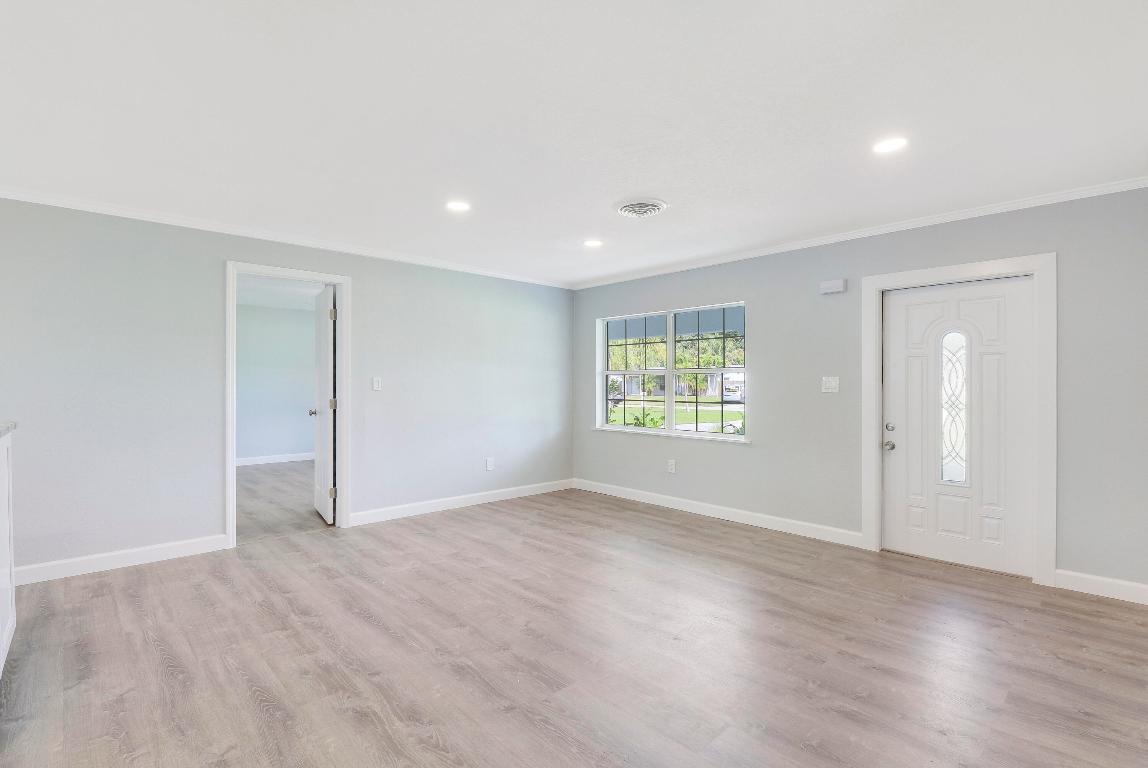 BEAU RIVAGE - Residential