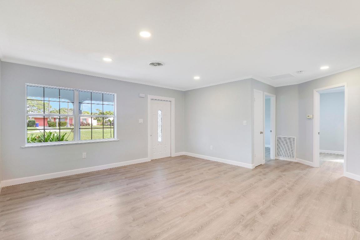 BEAU RIVAGE - Residential