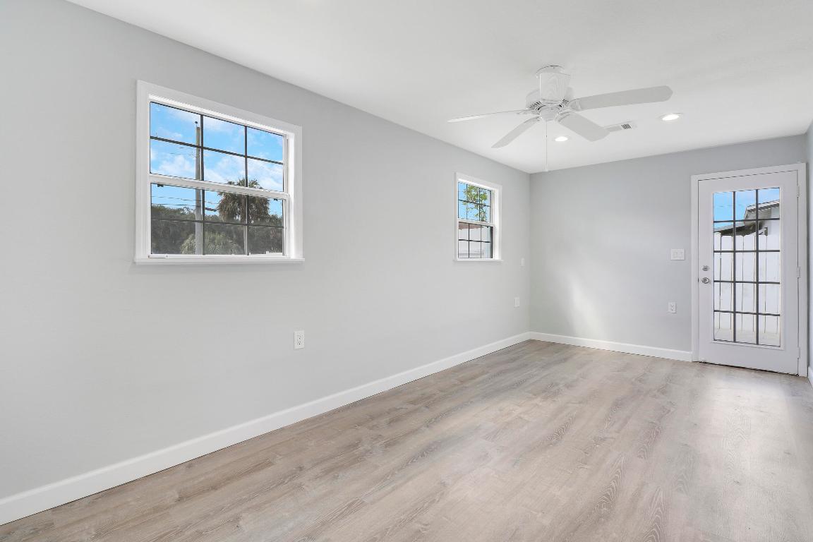 BEAU RIVAGE - Residential