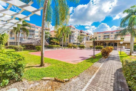 Tiny photo for 403 NW 68th Avenue #519, Plantation, FL 33317 (MLS # F10543151)
