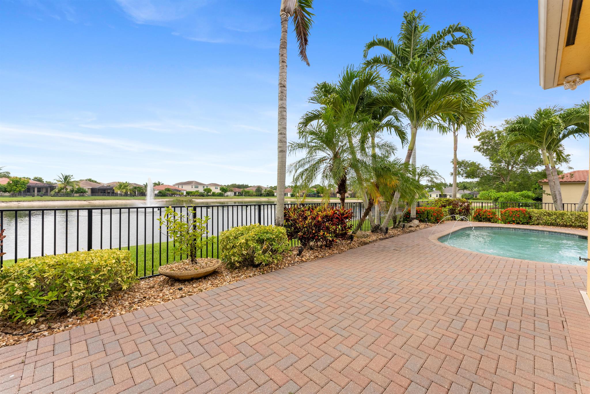 PORTOSOL - Residential