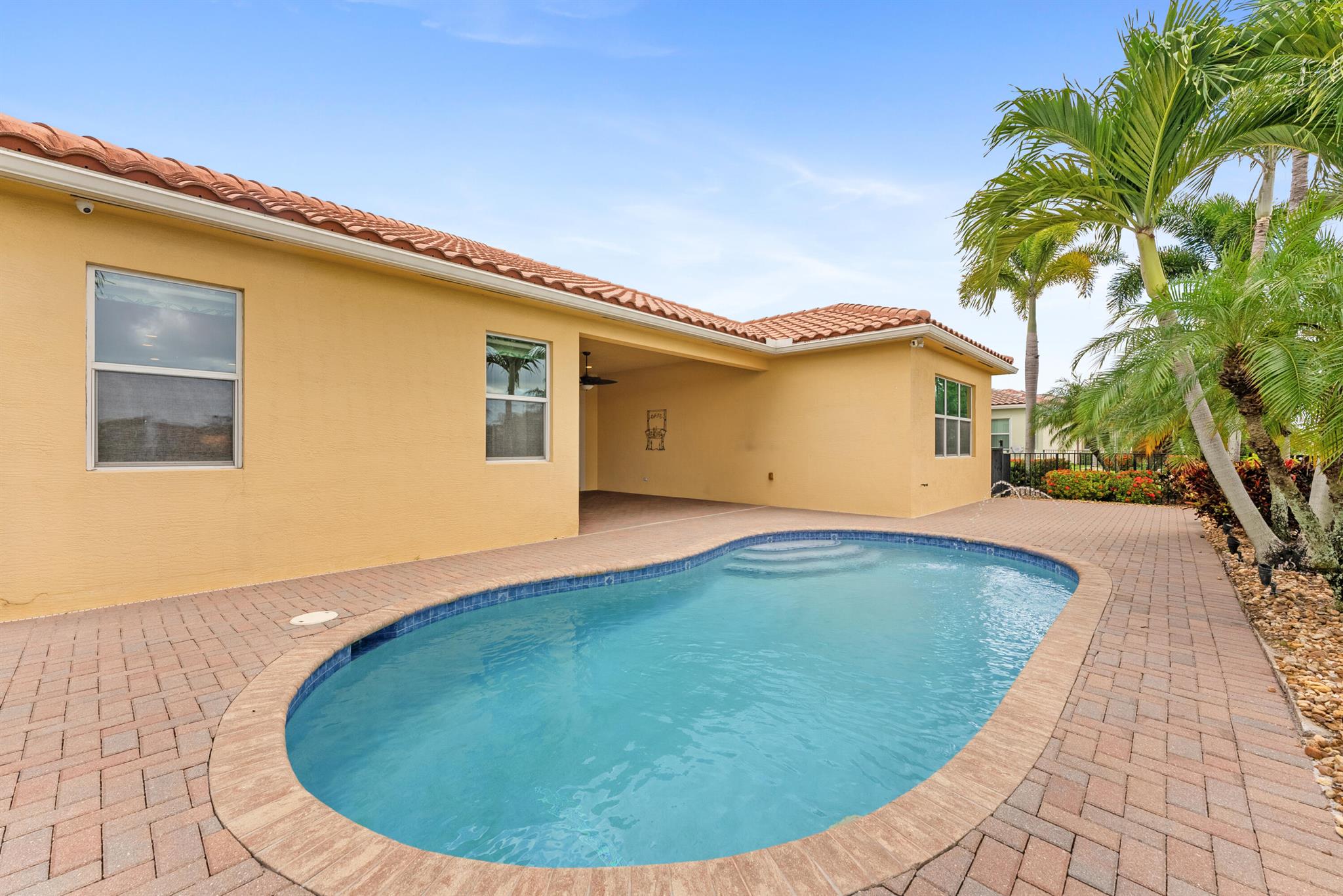 PORTOSOL - Residential