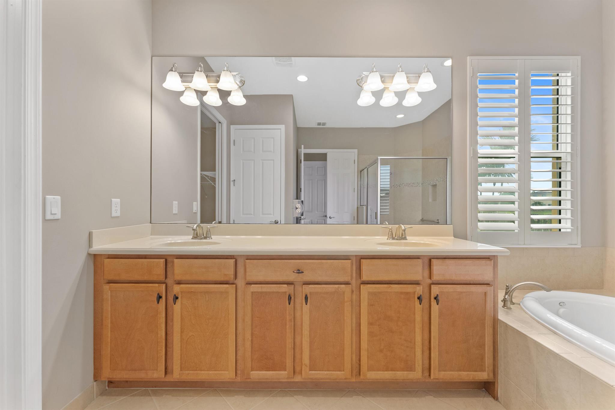 PORTOSOL - Residential