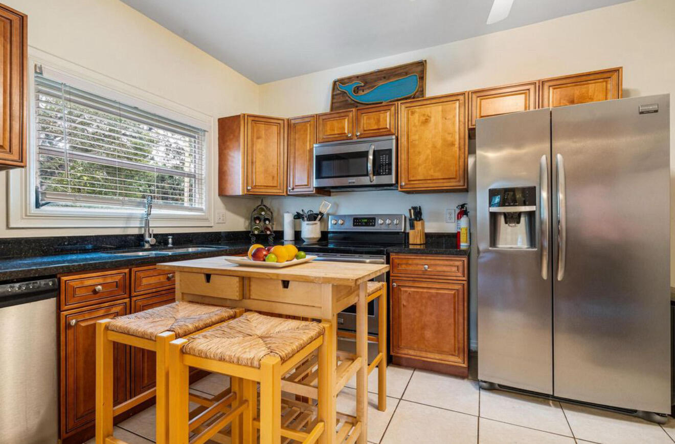 NORTH PALM BCH 3 - Residential Lease