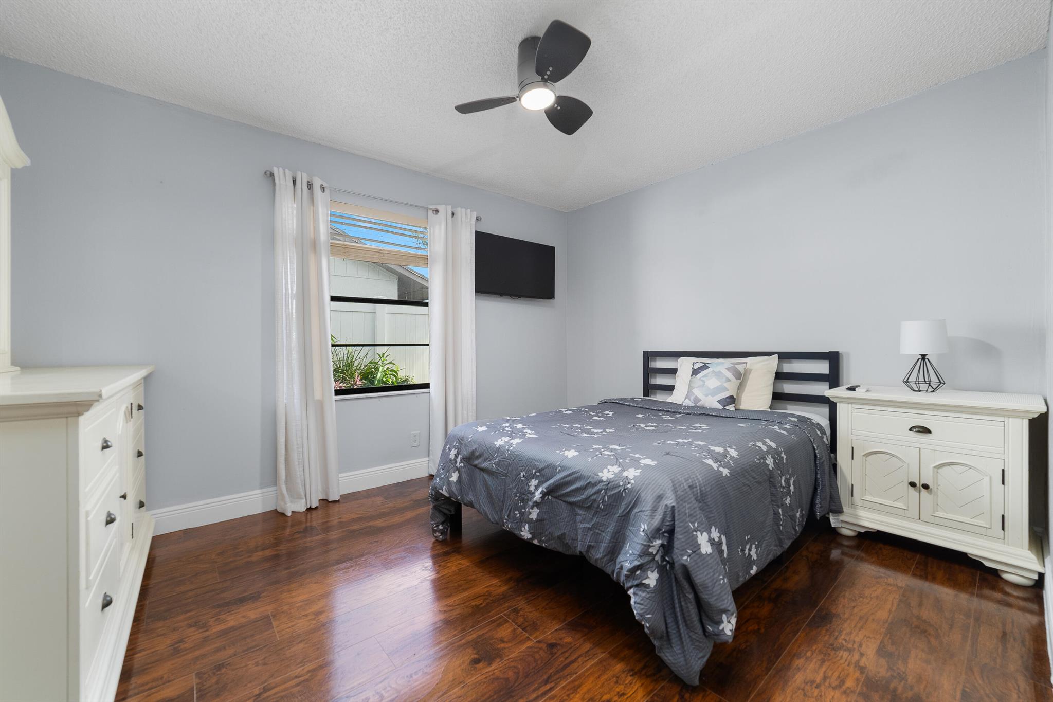 WOODSIDE 3 - Residential