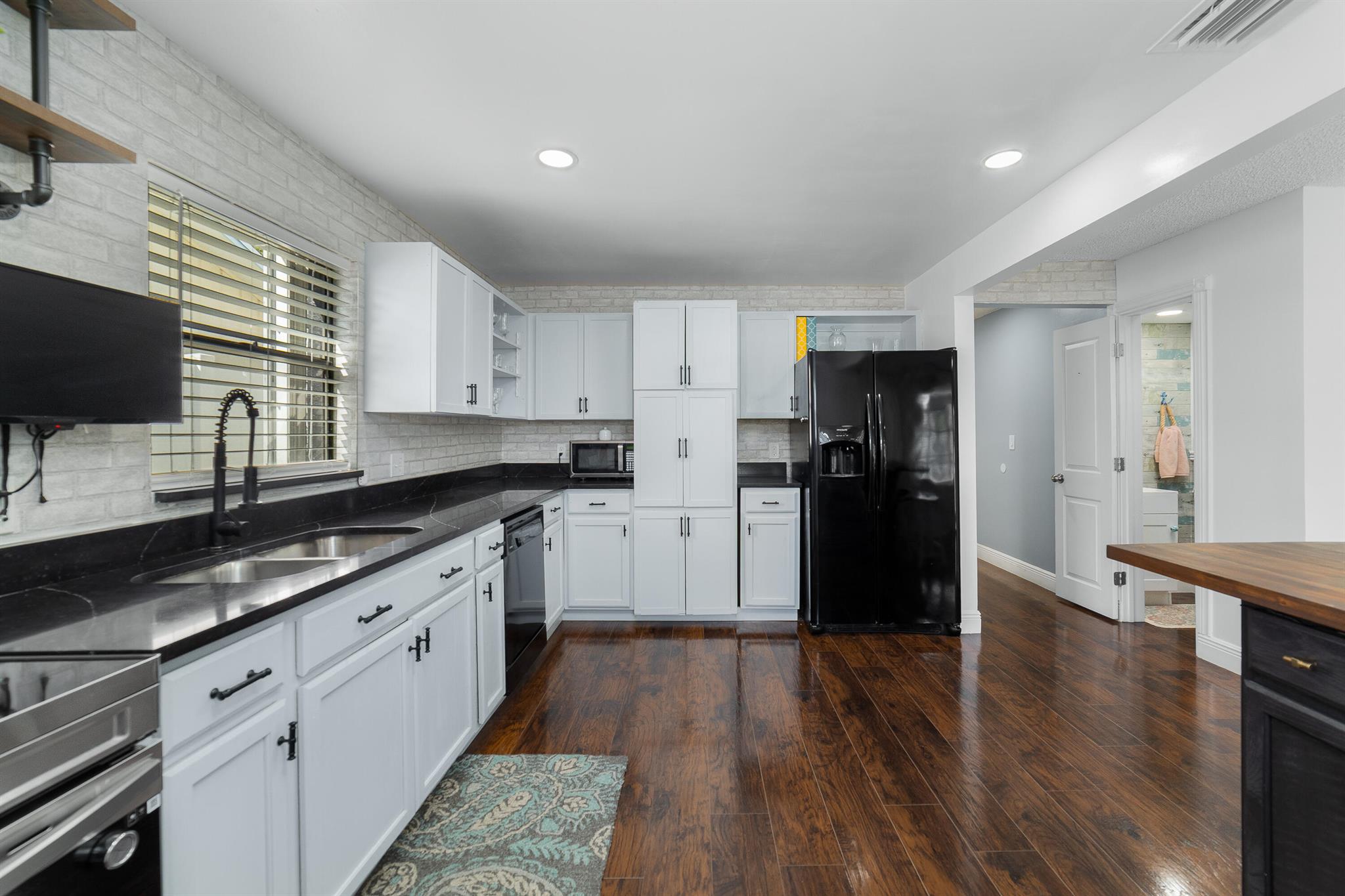 WOODSIDE 3 - Residential