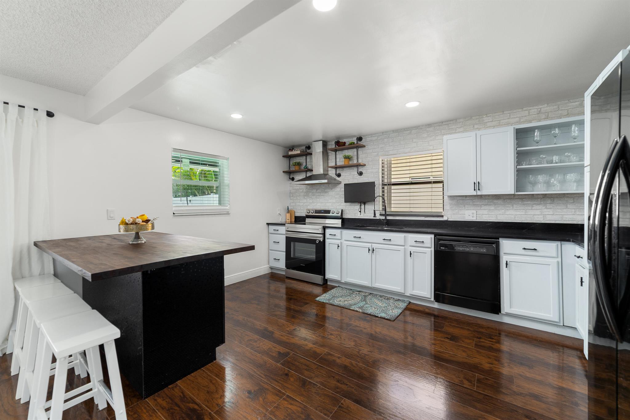 WOODSIDE 3 - Residential