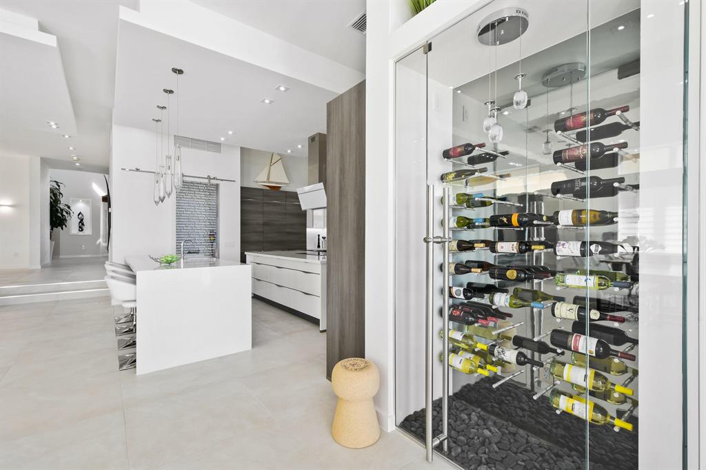 NORTH LAKE WORTH - Residential