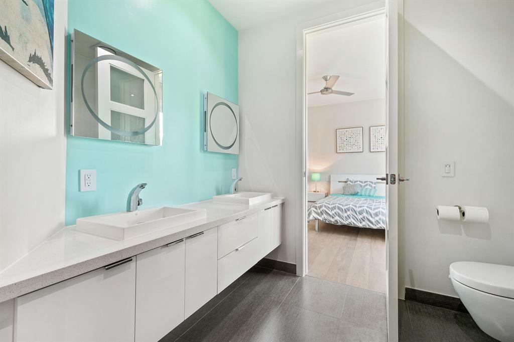 NORTH LAKE WORTH - Residential