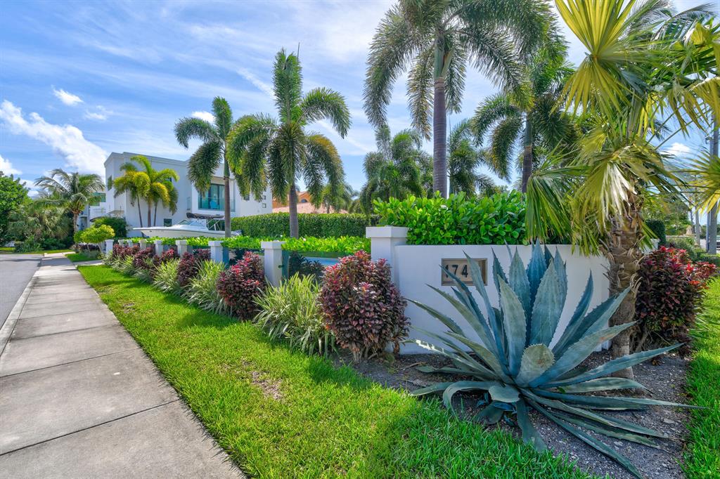 NORTH LAKE WORTH - Residential