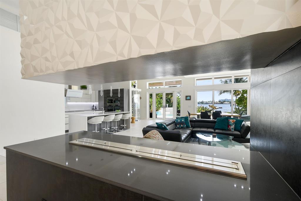 NORTH LAKE WORTH - Residential