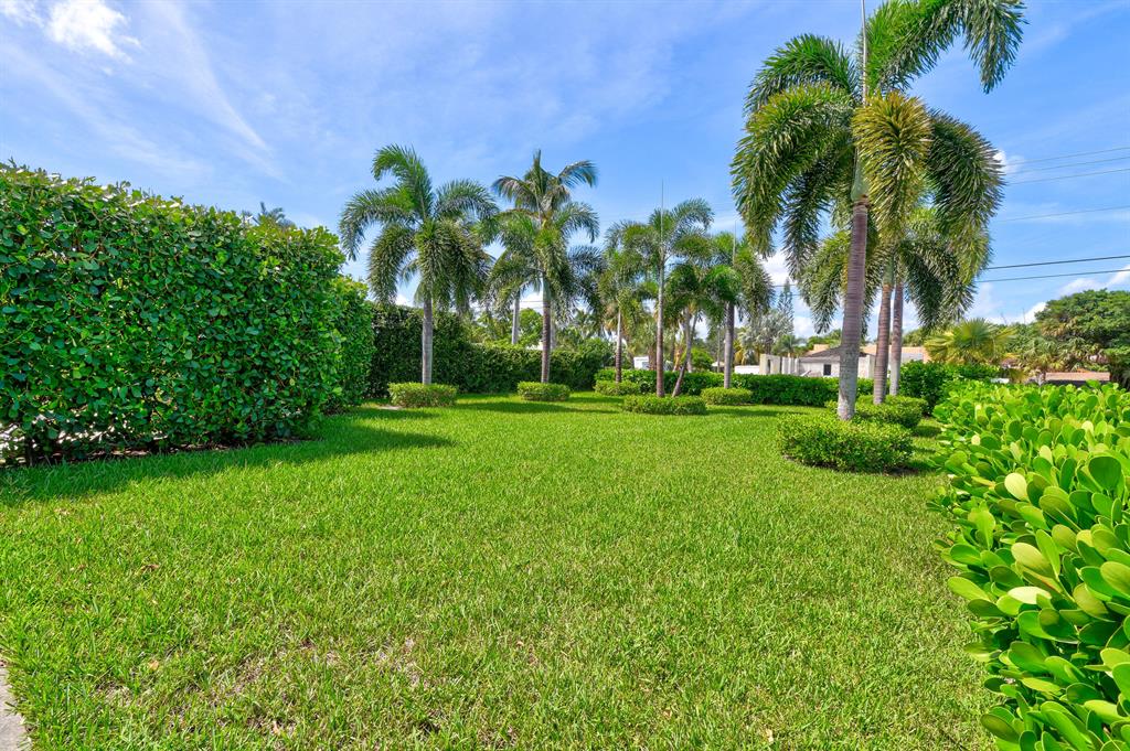 NORTH LAKE WORTH - Residential