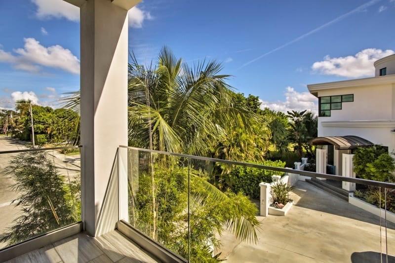 NORTH LAKE WORTH - Residential
