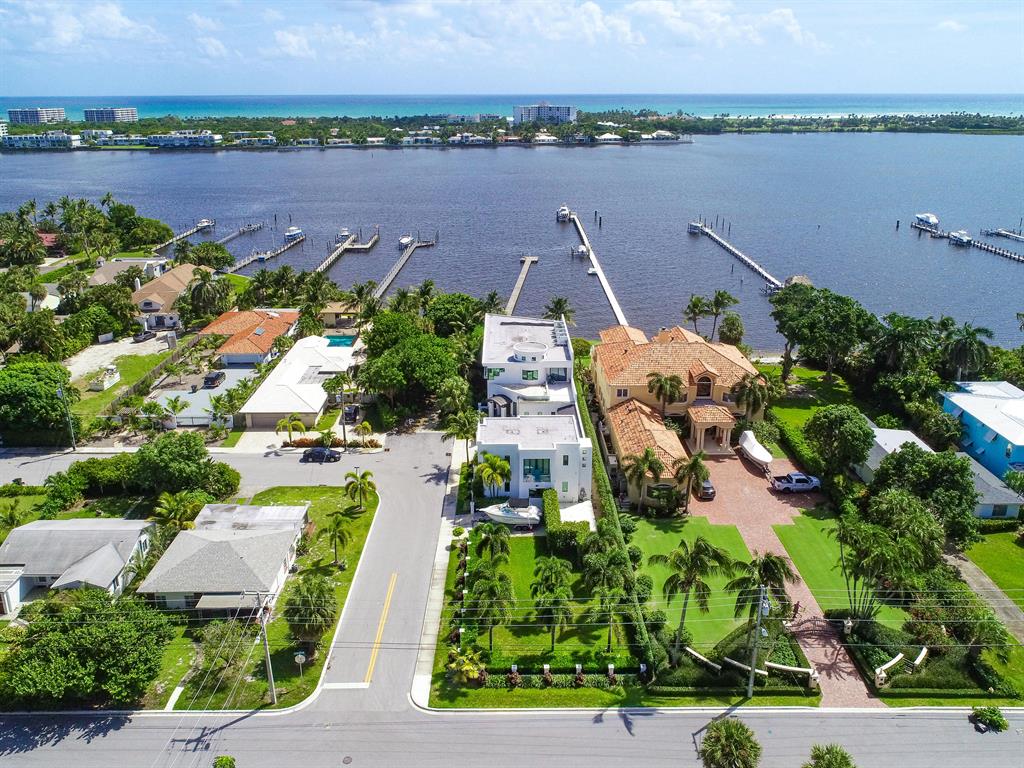 NORTH LAKE WORTH - Residential