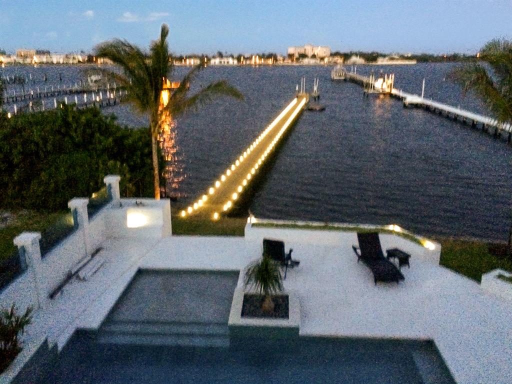 NORTH LAKE WORTH - Residential