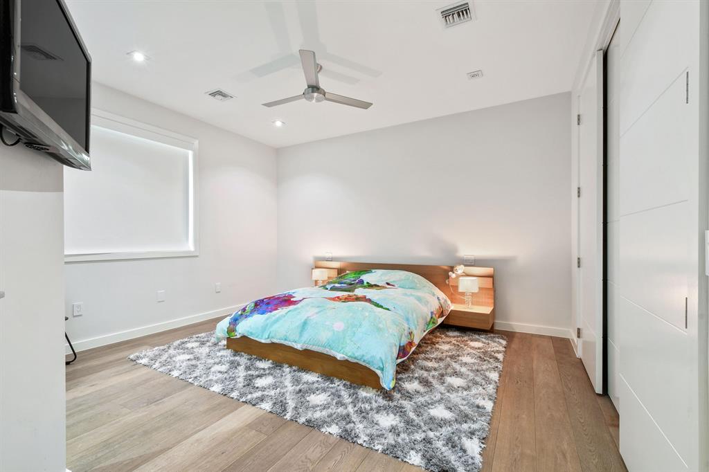 NORTH LAKE WORTH - Residential