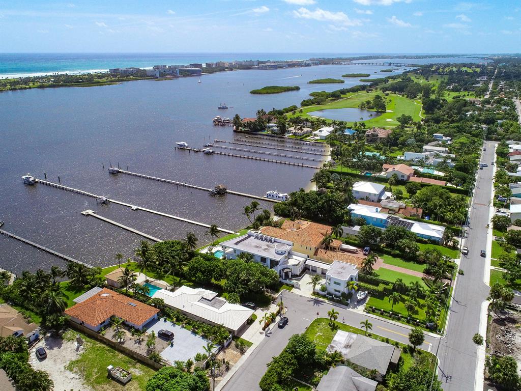 NORTH LAKE WORTH - Residential