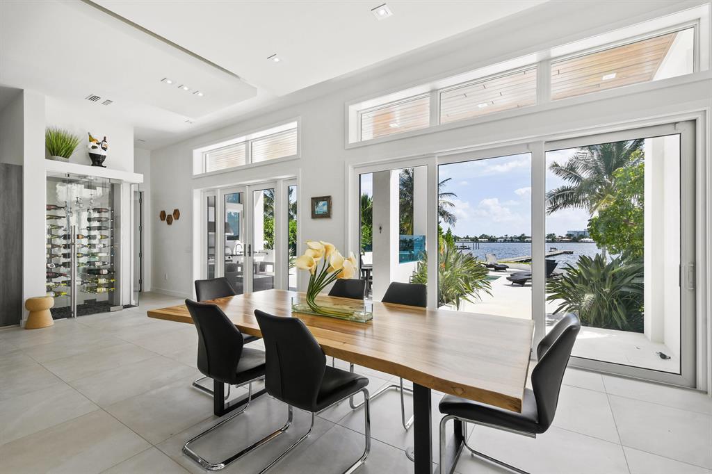 NORTH LAKE WORTH - Residential