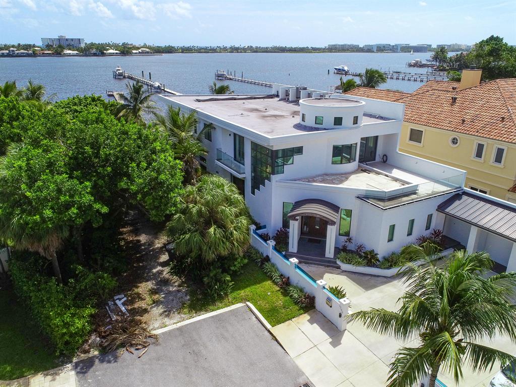 NORTH LAKE WORTH - Residential