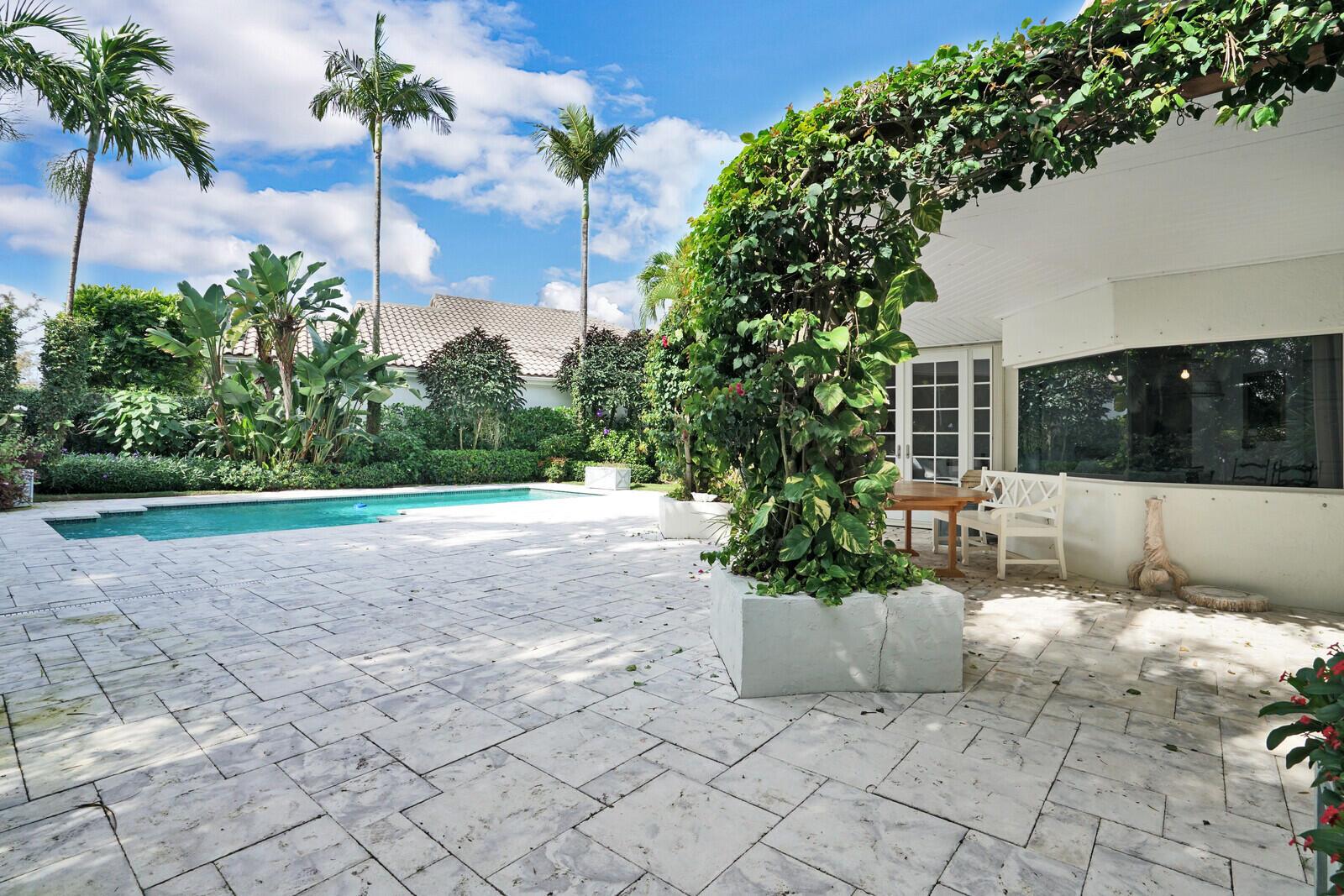 CHUKKER COVE P B POLO & C - Residential Lease