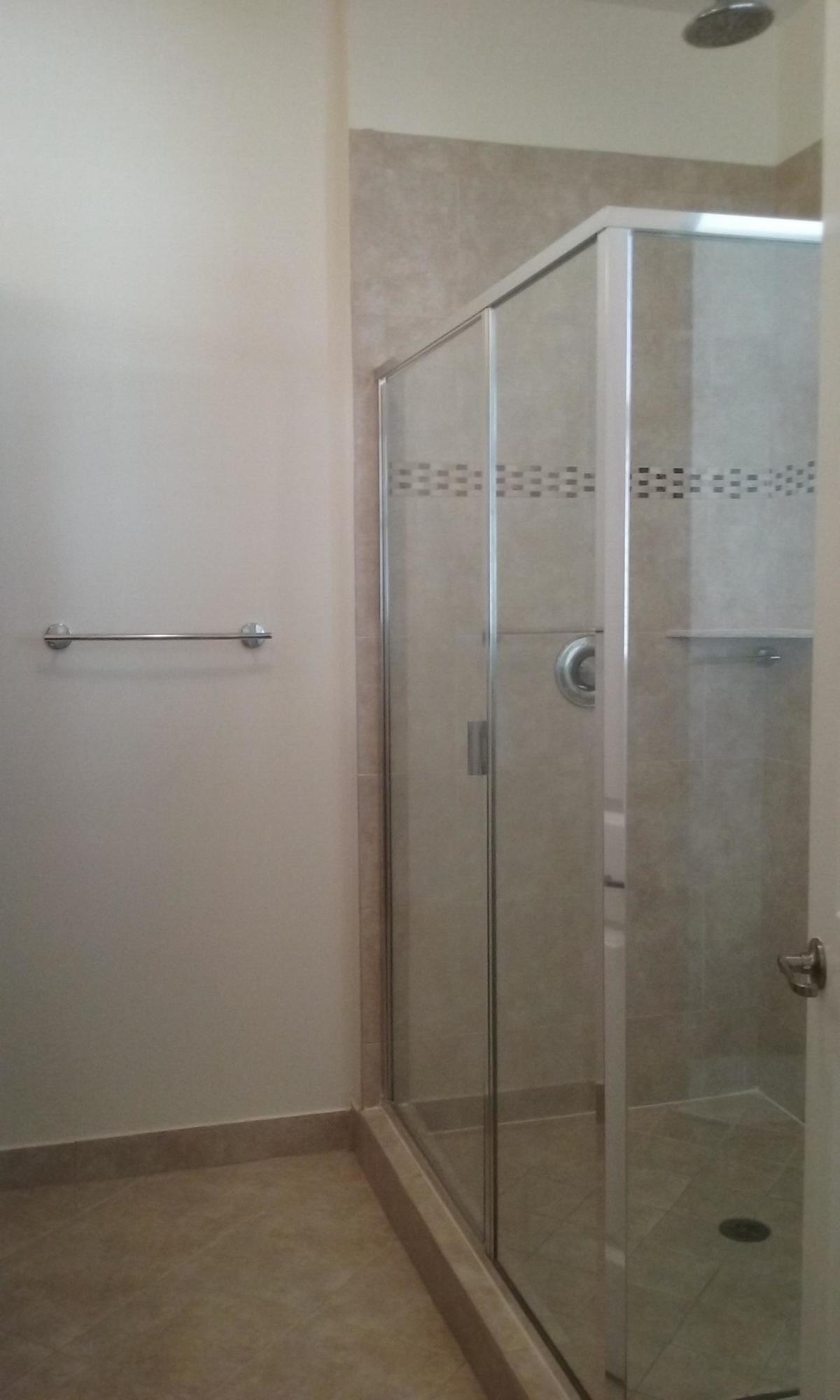 BLUE LAKE TOWNHOMES - Residential Lease