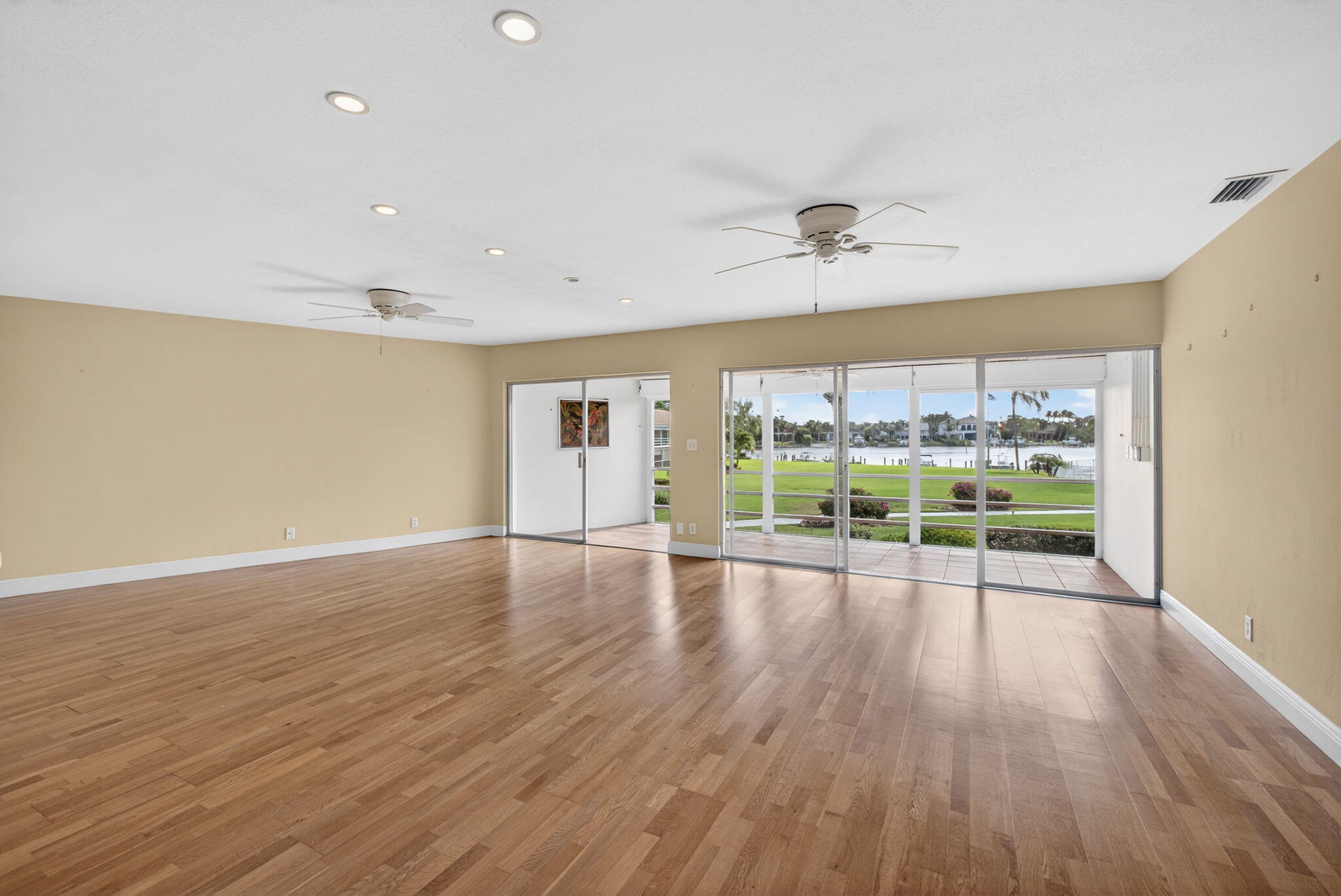 WHITEHALL CONDO - Residential