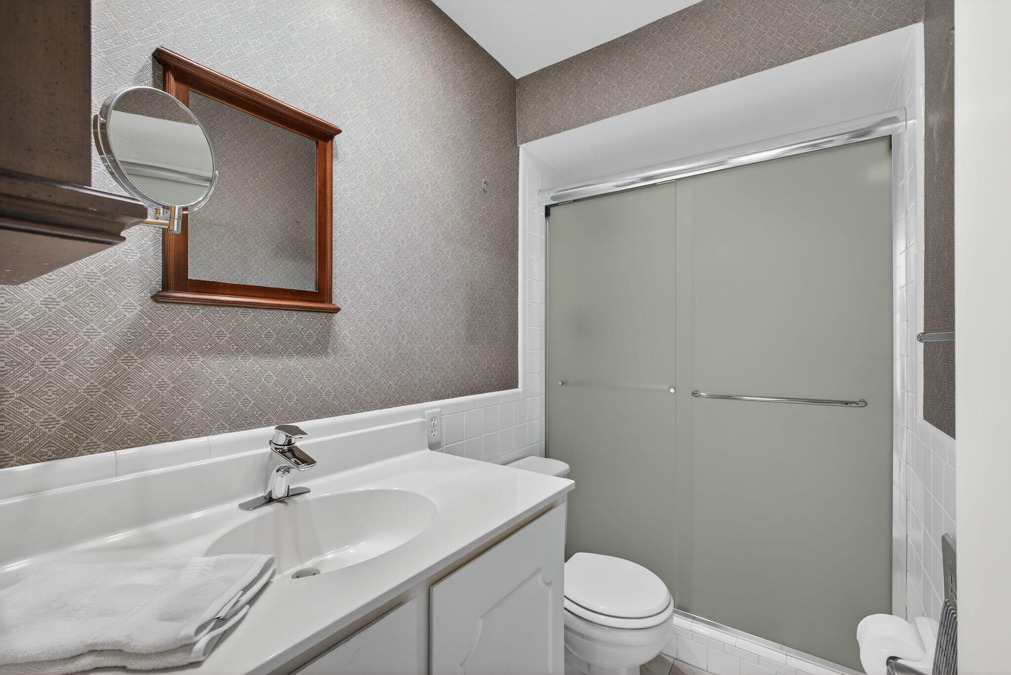 WHITEHALL CONDO - Residential