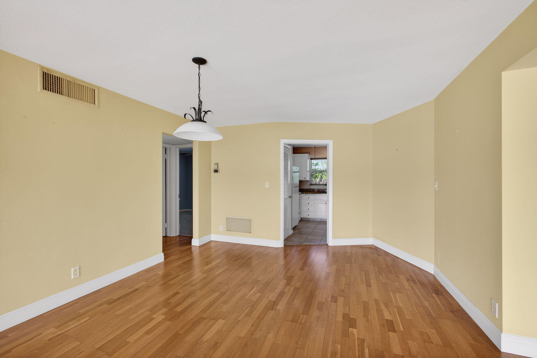 WHITEHALL CONDO - Residential