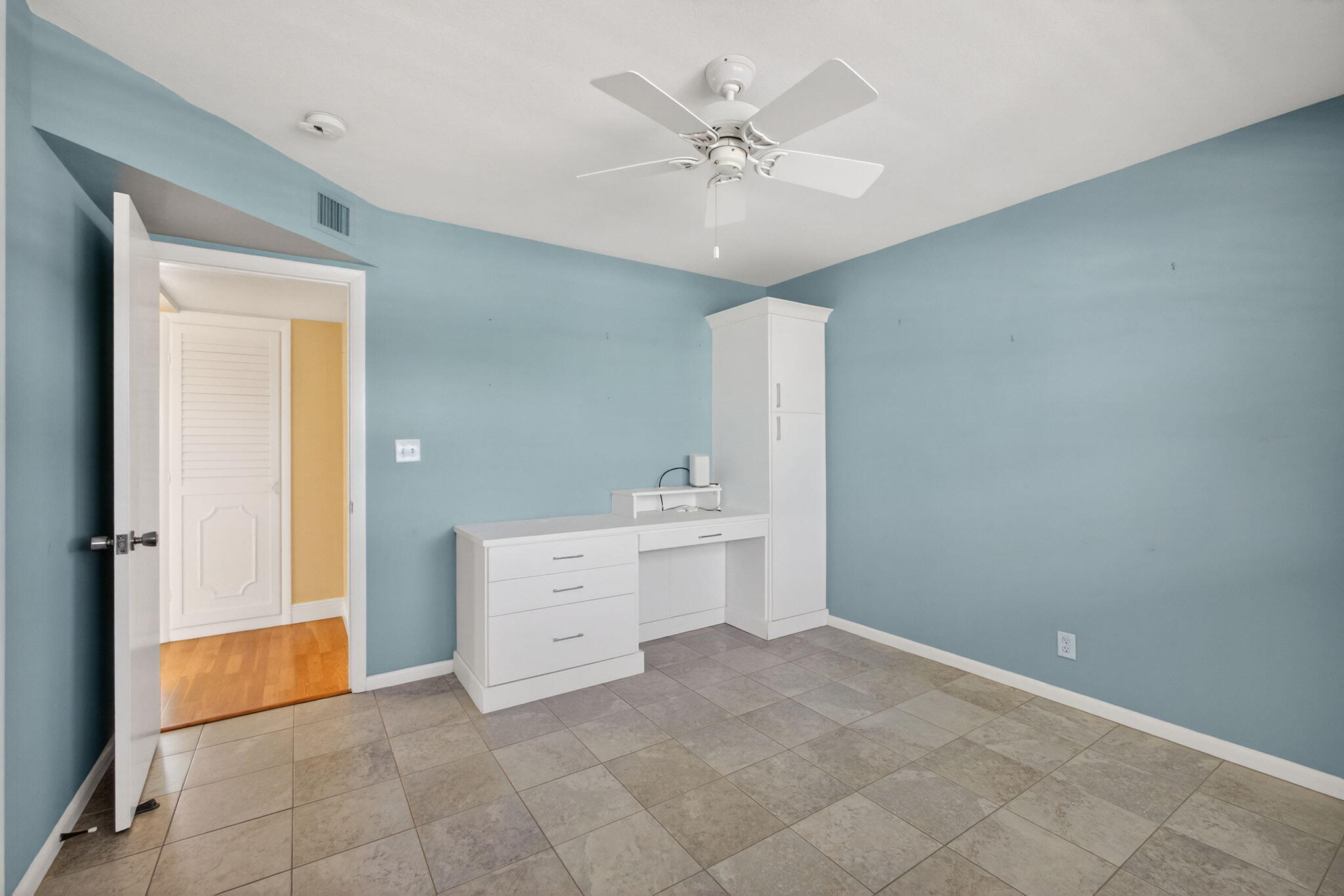 WHITEHALL CONDO - Residential