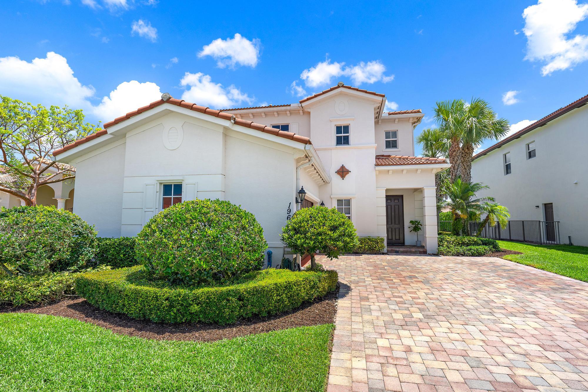 LOXAHATCHEE RESERVE NORTH - Residential