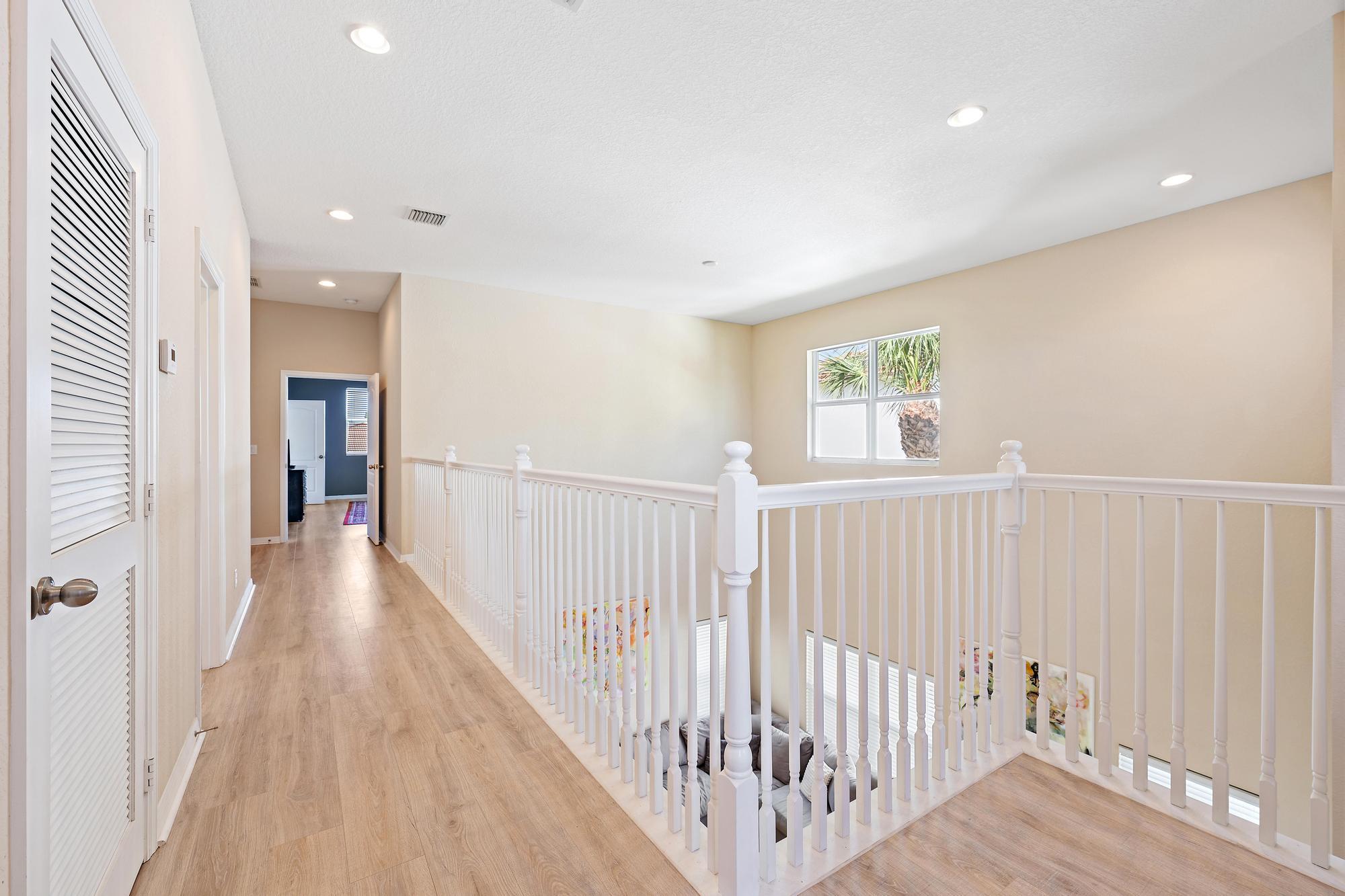 LOXAHATCHEE RESERVE NORTH - Residential