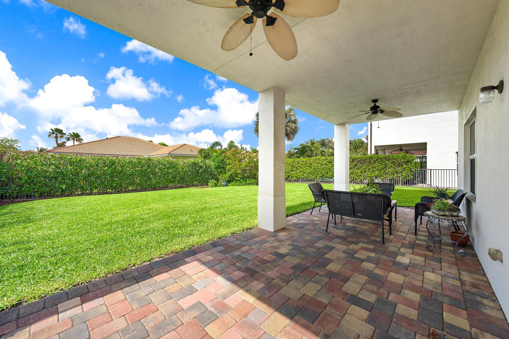 LOXAHATCHEE RESERVE NORTH - Residential
