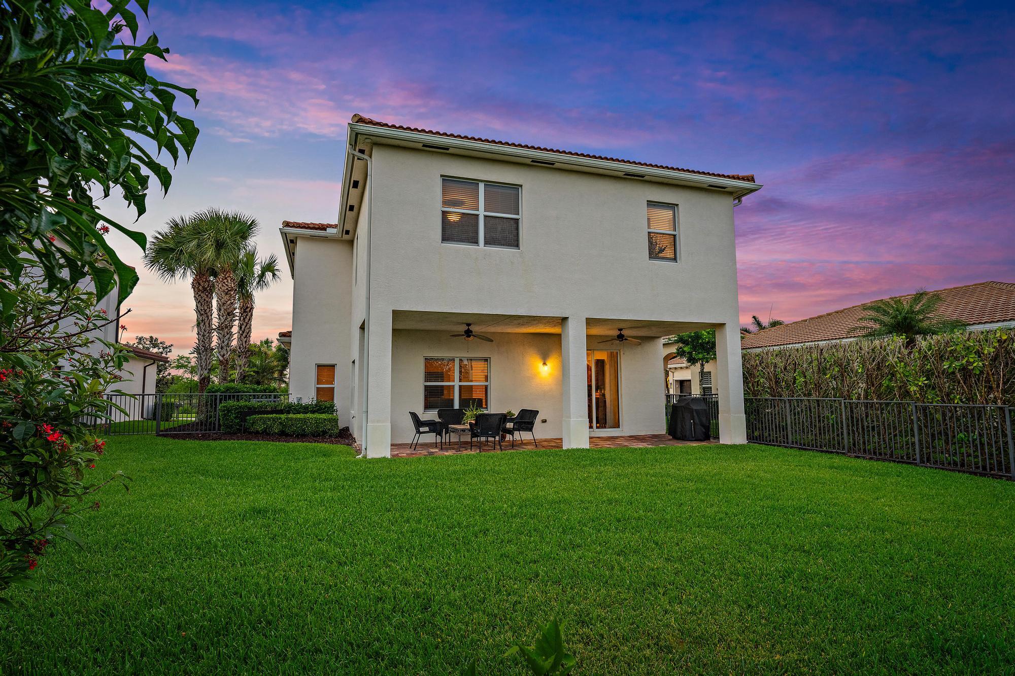 LOXAHATCHEE RESERVE NORTH - Residential