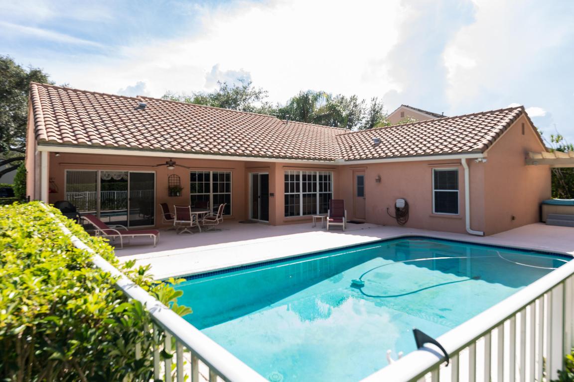 Gardens Hunt Club - Residential