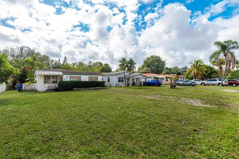 1174 NE 182nd St, North Miami Beach, FL MLS: F10484222