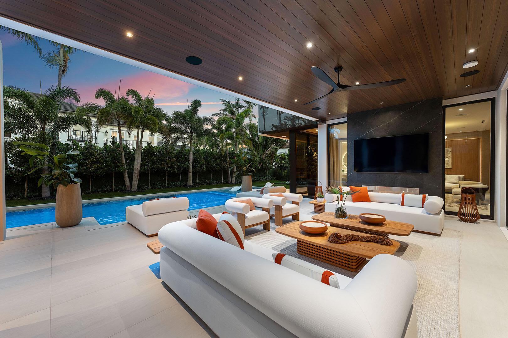 ROYAL PALM YACHT & COUNTR - Residential