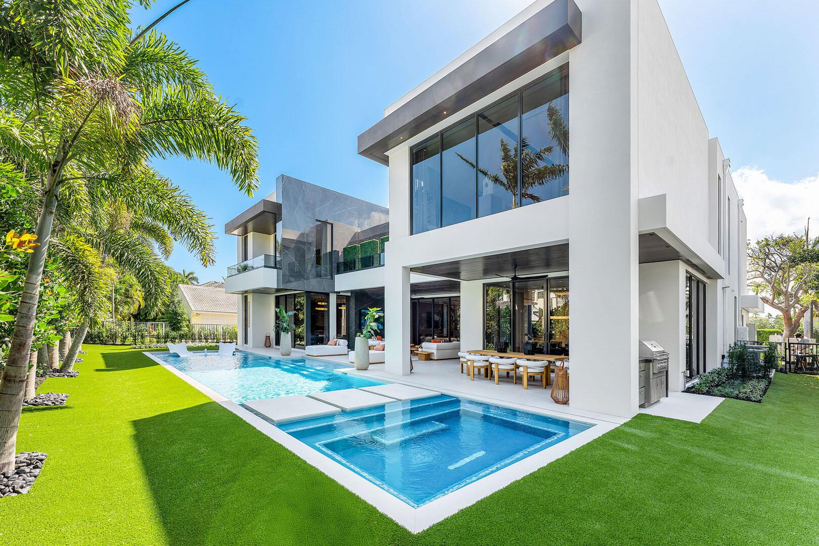 ROYAL PALM YACHT & COUNTR - Residential