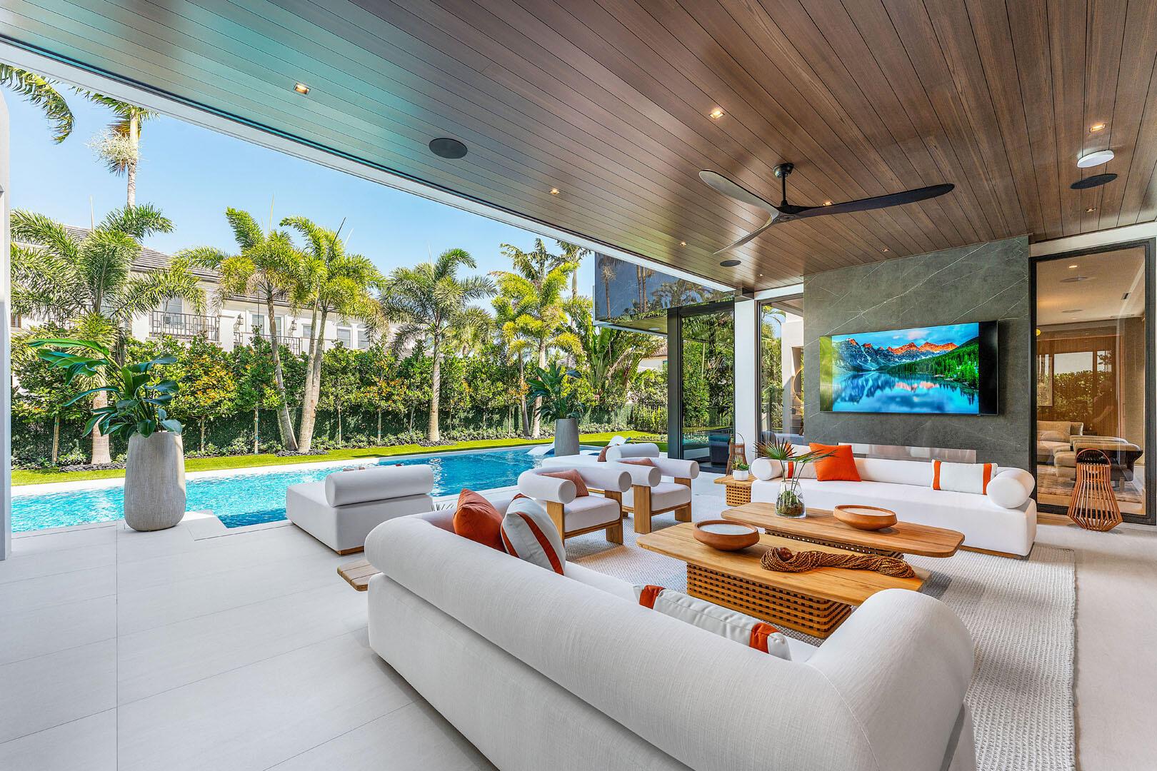 ROYAL PALM YACHT & COUNTR - Residential