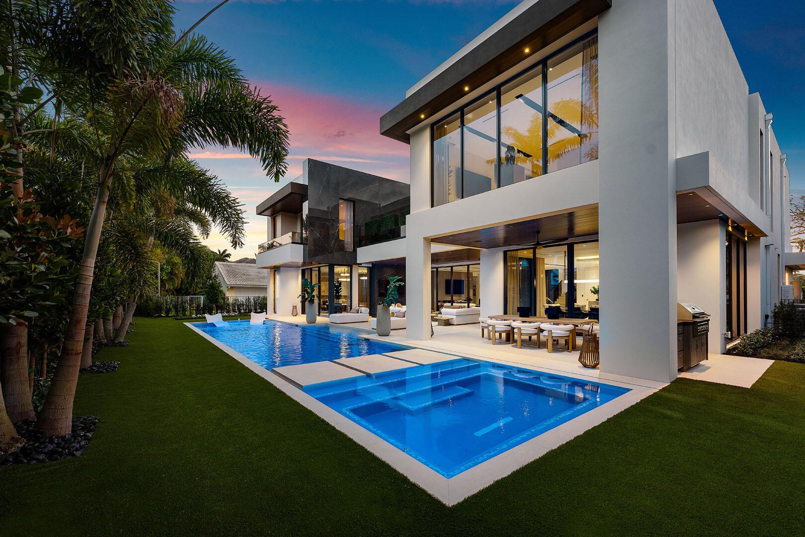 ROYAL PALM YACHT & COUNTR - Residential