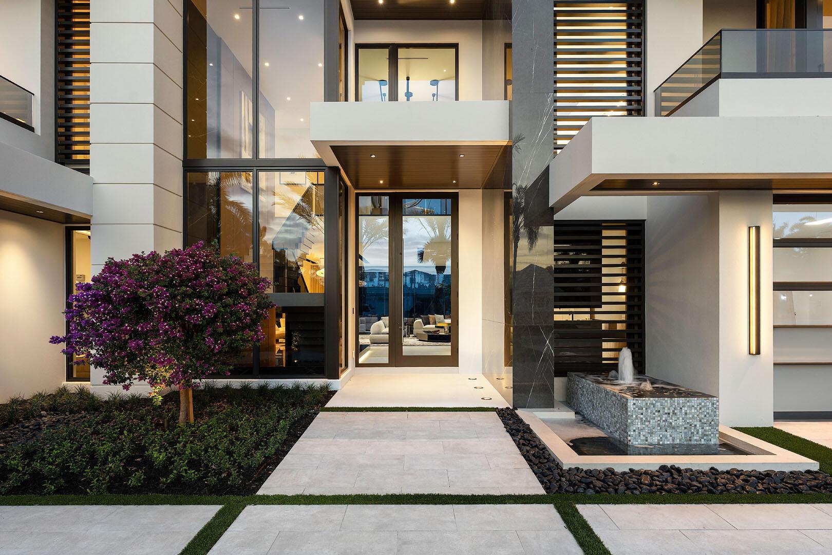 ROYAL PALM YACHT & COUNTR - Residential