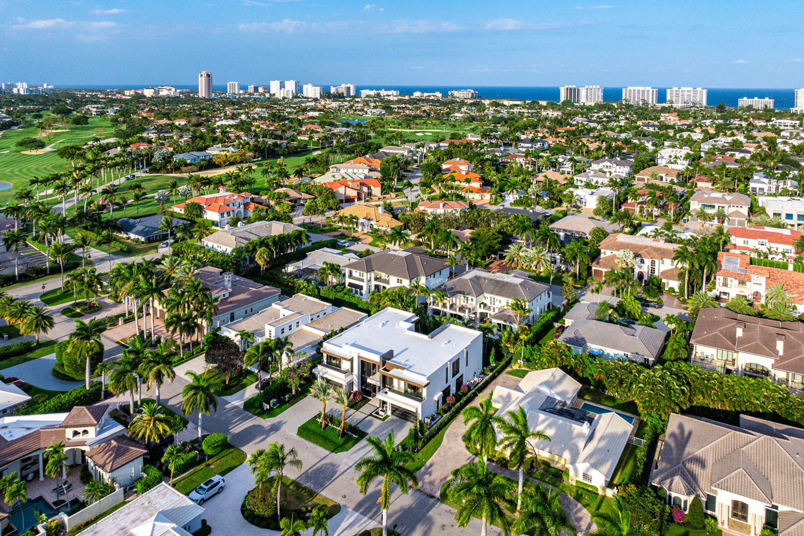 ROYAL PALM YACHT & COUNTRY CLUB - Residential