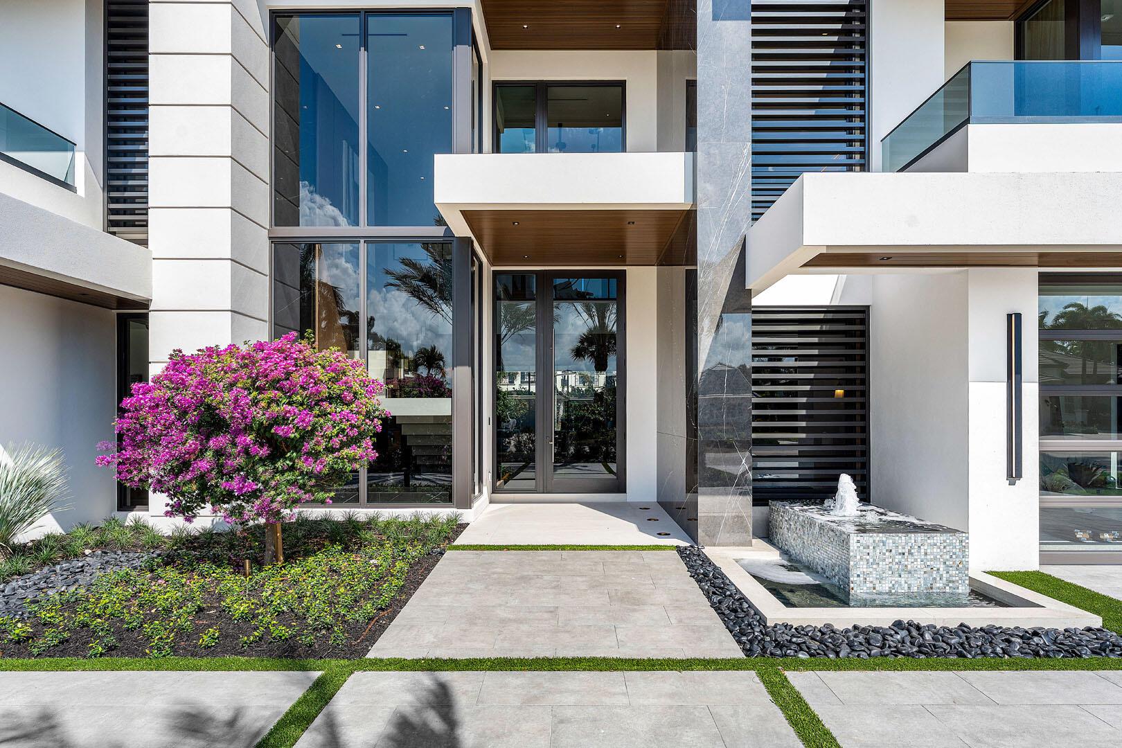 ROYAL PALM YACHT & COUNTR - Residential